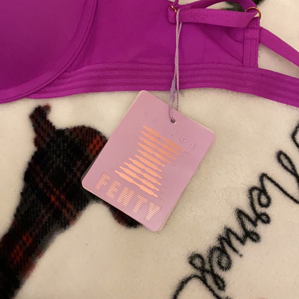 Fenty bra - Picture 2 of 3